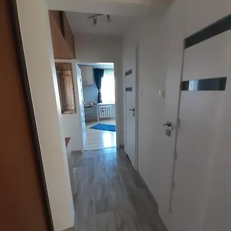 아파트 Uroczy Apartament W Gdyni Free Parking *